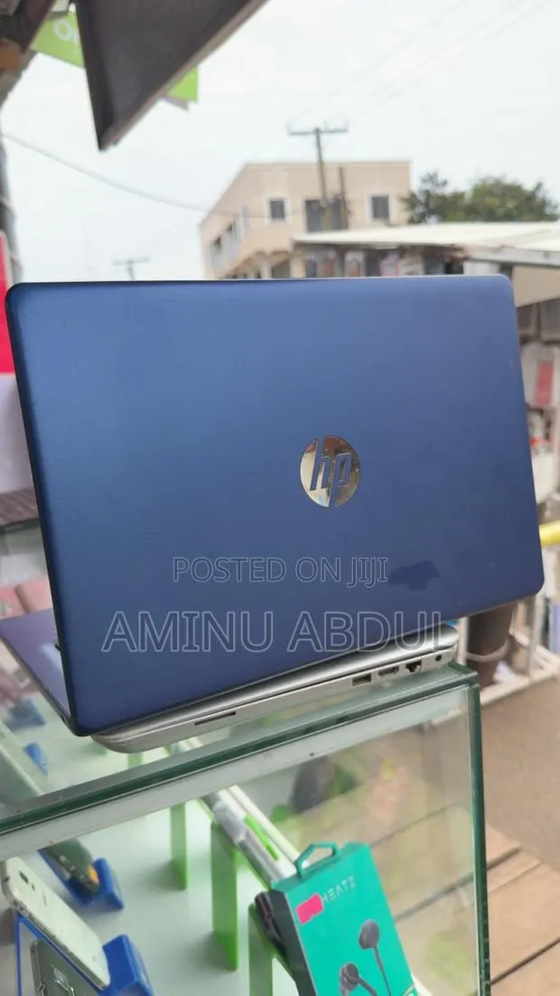 Laptop HP Stream 11 Pro G3 64GB Intel HDD+SSD 16 GB · Photo 1