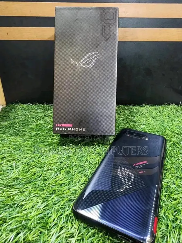 New Asus ROG Phone 5 256 GB Black · Photo 1