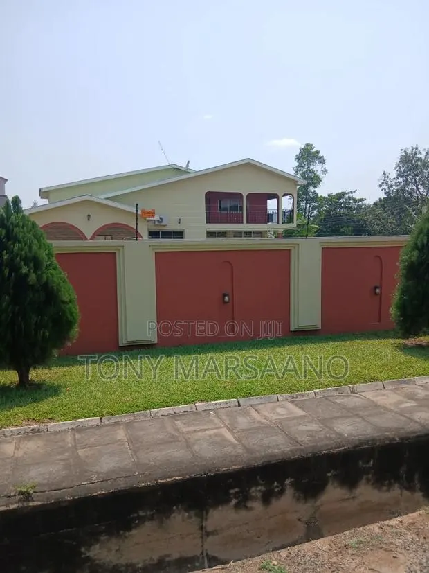 6bdrm House in Westlegon, Villa Victoria Hotel for rent · Photo 1