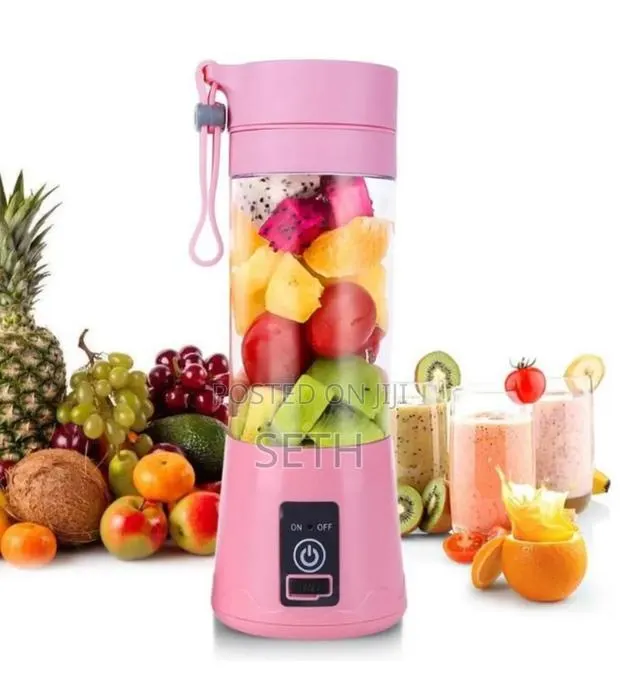 Portable Mini USB Blender Rechargeable Fruit Blender · Photo 1