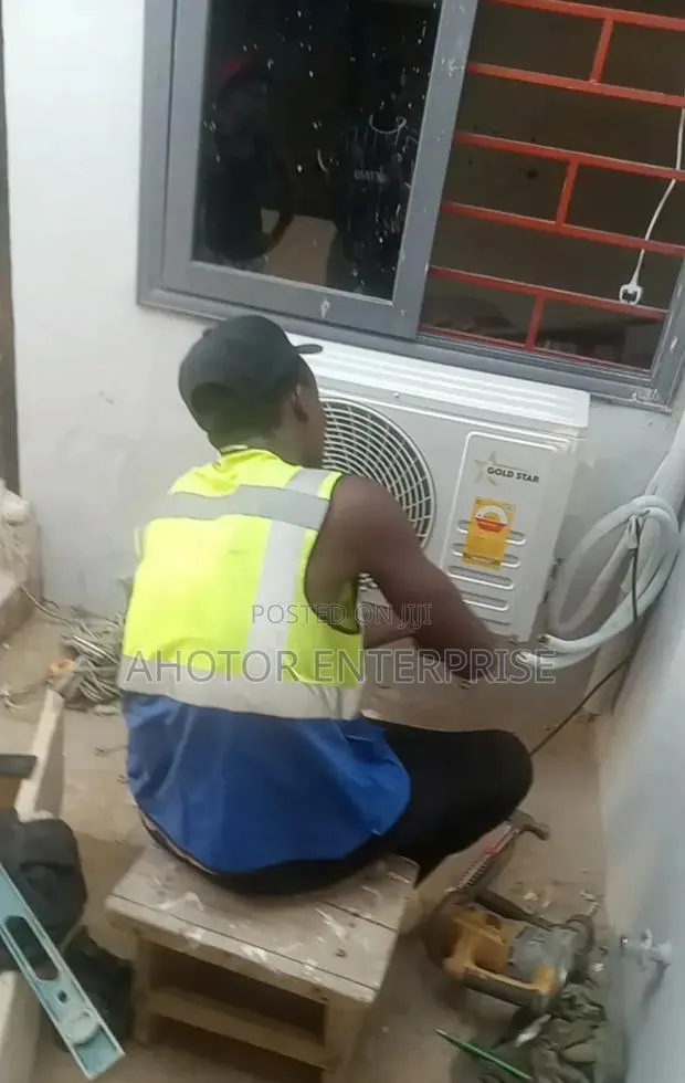 Air-Condition Technician · Photo 1