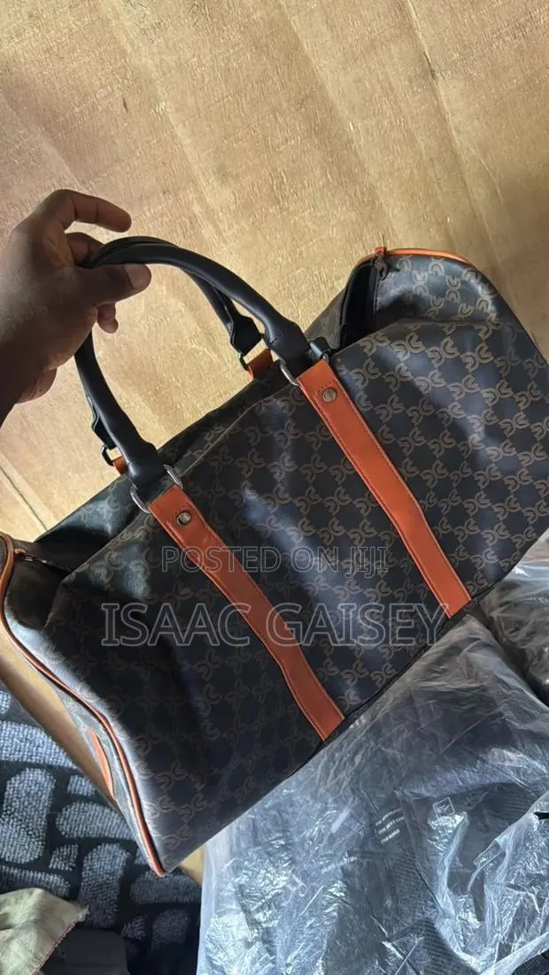 Quality Leather Duffle Bags in Real Pictures · Photo 1