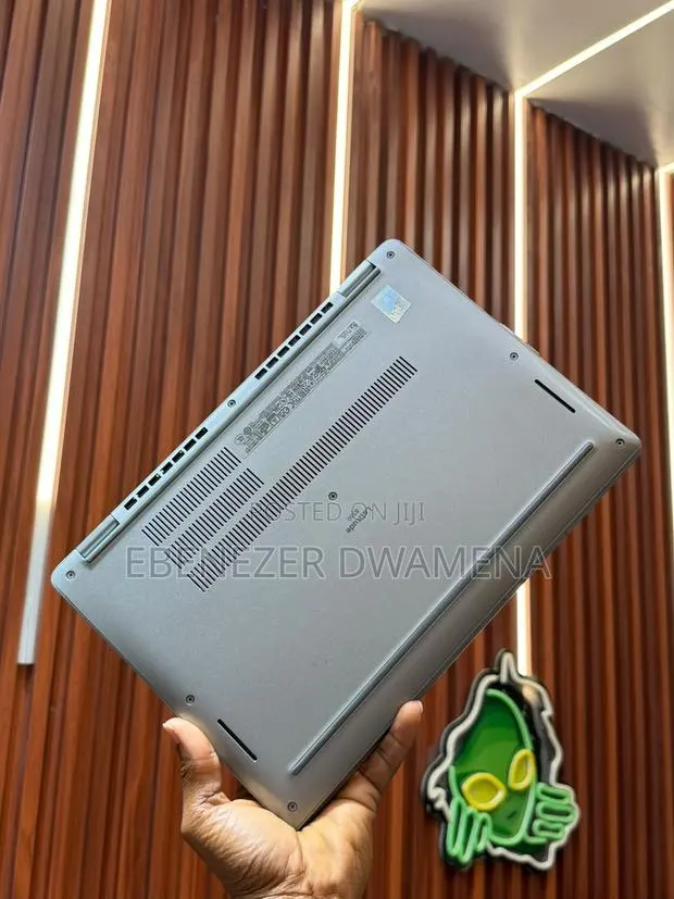 Laptop Dell Latitude 5330 16GB Intel Core i5 SSD 256GB · Photo 1