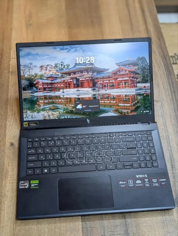 Laptop Asus 16GB AMD Ryzen 5 SSD 512GB · Photo 1