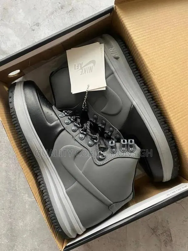 Nike Kartel Sneaker · Photo 1