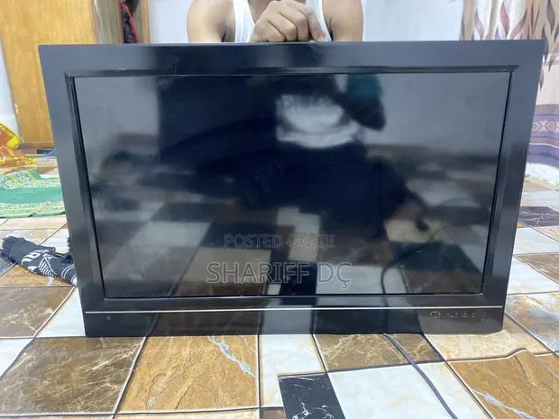 Toshiba Television · Photo 1