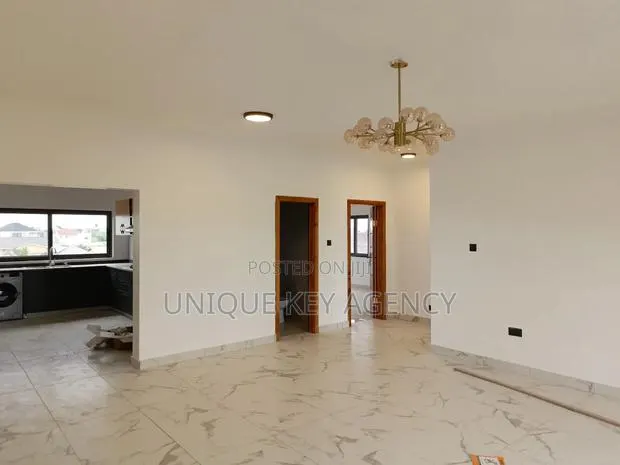2bdrm Apartment in Unique Key Agency, Manet Court for rent · Photo 1