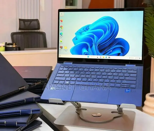 New Laptop HP Elite Dragonfly G2 16GB Intel Core i5 SSD 512GB · Photo 1