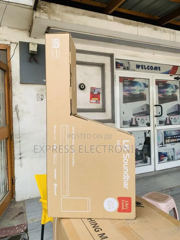 Grab Your Own Lg-S40t Lg Sound Bar 2.1 Channel 300watt 2 Speakers · Photo 1