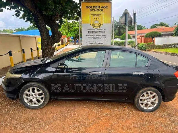 Honda City 2010 Black · Photo 1