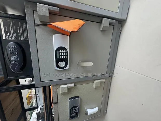 Digital Fire Resistant Safe · Photo 1