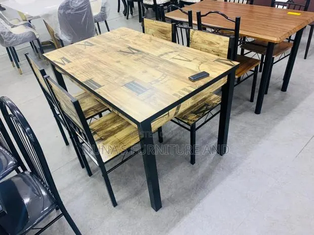 Diningset/ Dining Table · Photo 1