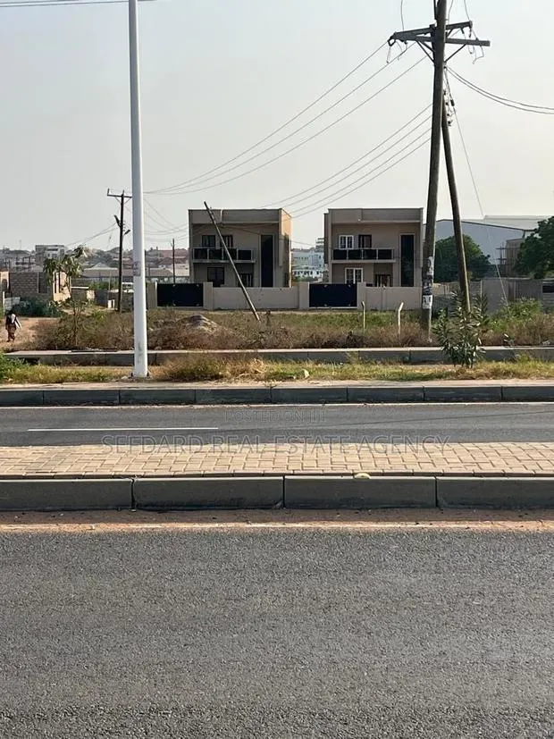 4bdrm House in Sefdard Properties, Ashaley Botwe for sale · Photo 1