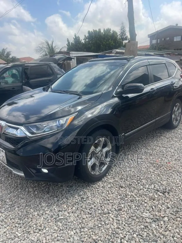 Honda CR-V Touring AWD 2018 Black · Photo 1