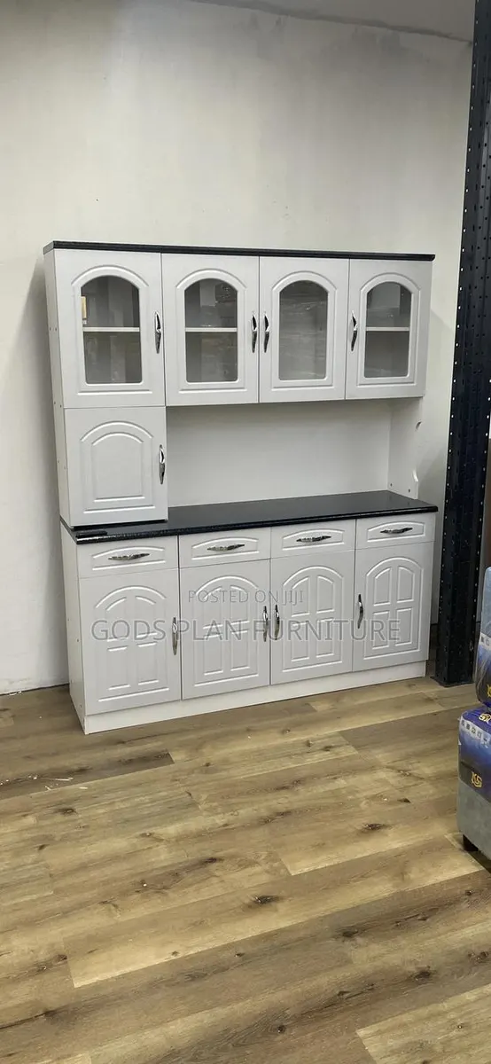 Kitchen Cabinet · Photo 1