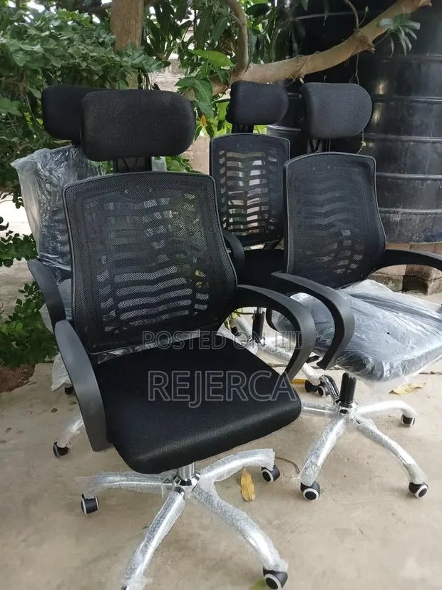 Affordable Brand New Office Swivel Chair · Photo 1