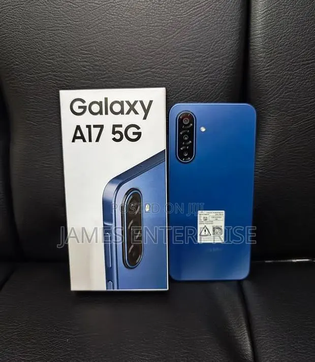 New Samsung Galaxy A17 5G 256 GB Blue · Photo 1