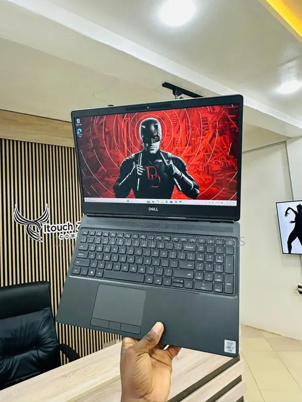 Laptop Dell Precision 15 7550 16GB Intel Core i7 SSD 512GB · Photo 1