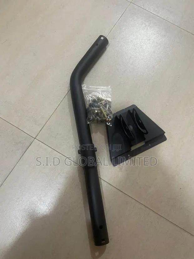 Durable Stainless Steel V3 Wall Mount · Photo 1