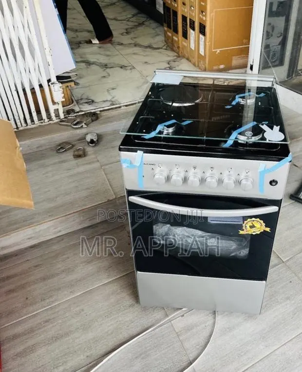 Authentic Volcano 50x50cm 1 Electric + 3 Gas Cooker W/ Glass Lid · Photo 1