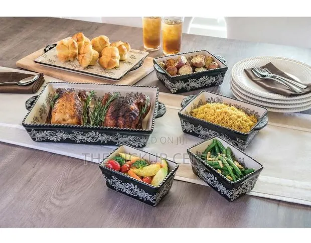 5 Piece Oven-to-Table Serve Set B in Gray (Grey) Β· Photo 1