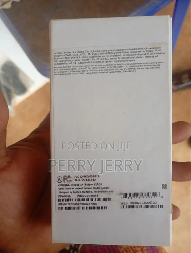 Apple iPhone 14 128 GB Purple · Photo 7