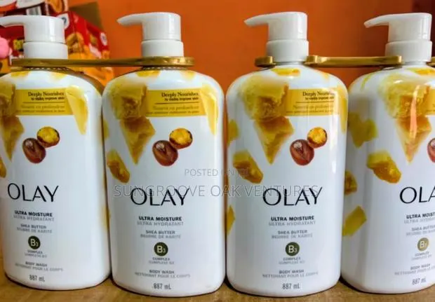 Olay Ultra Moisture Shea Butter Body Wash · Photo 1