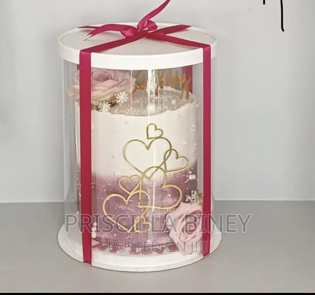 Red Velvet and Vanilla Honey Cake · Photo 1
