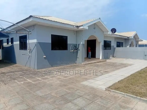 3bdrm House in Devtraco, Community 25 for rent · Photo 1