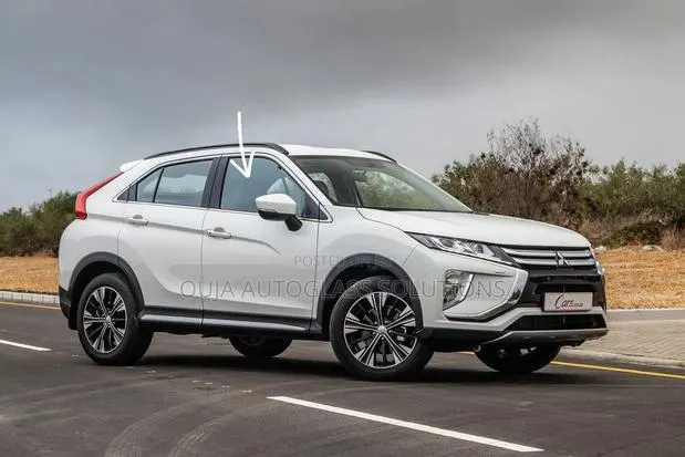 2018 Mitsubishi Eclipse Cross Front Right Door Glass Available · Photo 1