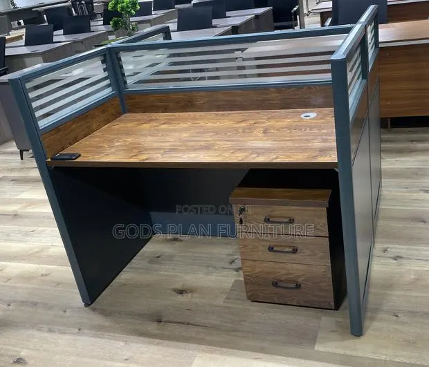 2 in 1 Workstation · Photo 1