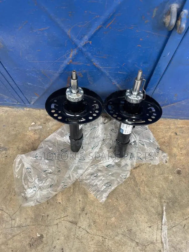 Honda Civic 2016,2017,2018,2019,2020......Front Shocks Absorbers · Photo 1