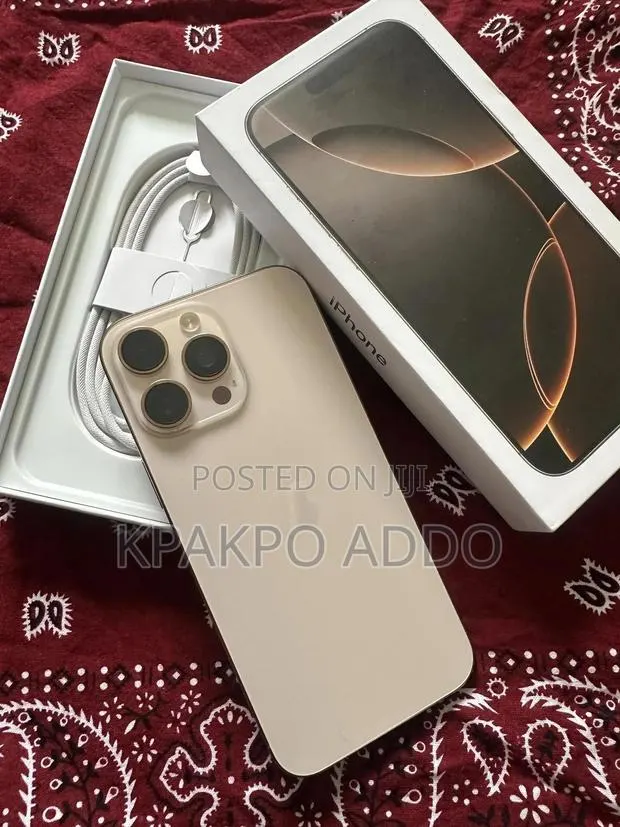 Apple iPhone 16 Pro Max 512 GB Gold · Photo 1