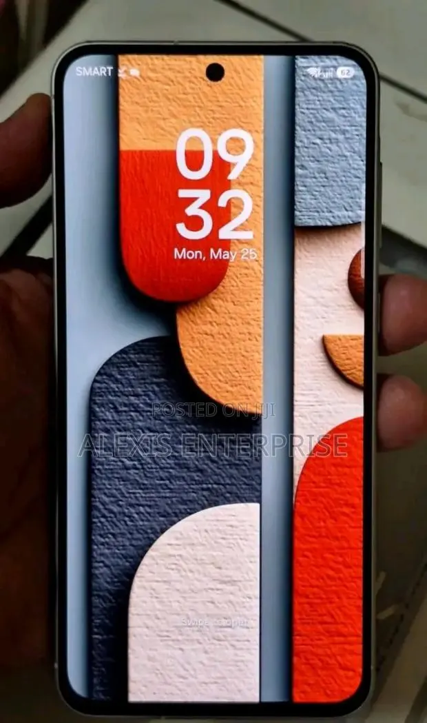Samsung Galaxy A56 128 GB Silver · Photo 1