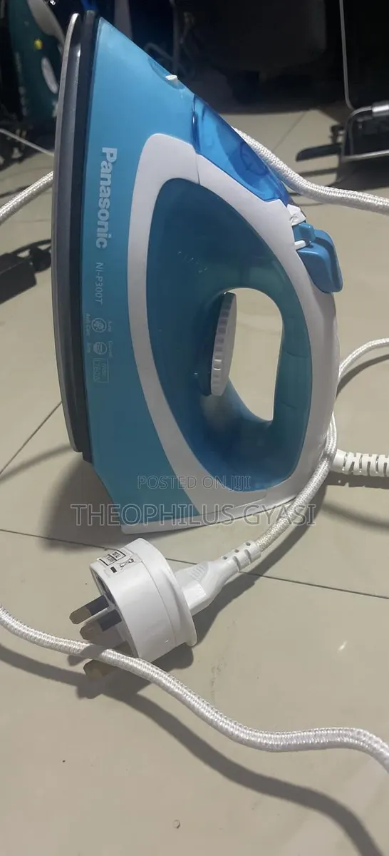 Panasonic Steam Iron 1780w · Photo 1