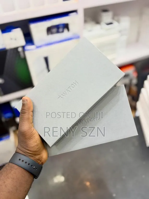 Apple Watch Ultra 3 · Photo 1