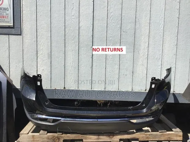 2020,2021,2022,2023,2024 Back Bumper for Toyota Venza · Photo 1