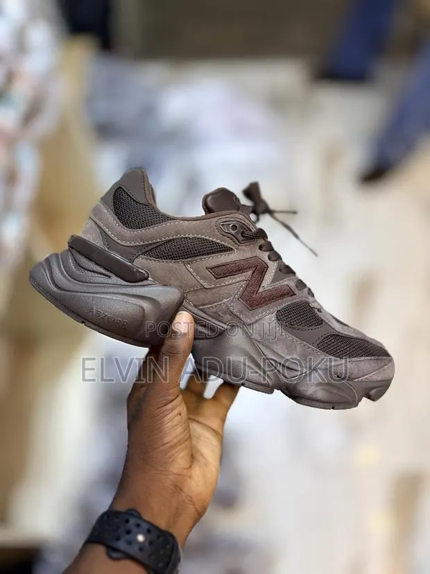 New Balance 9060 Suede - Panel Sneakers · Photo 1