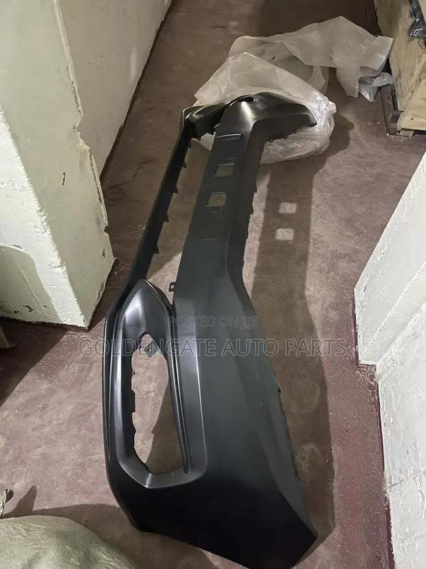 Honda Fit 18 Bumper · Photo 1