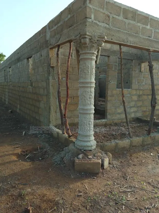 Flower Round Pillars / Mouldings · Photo 1