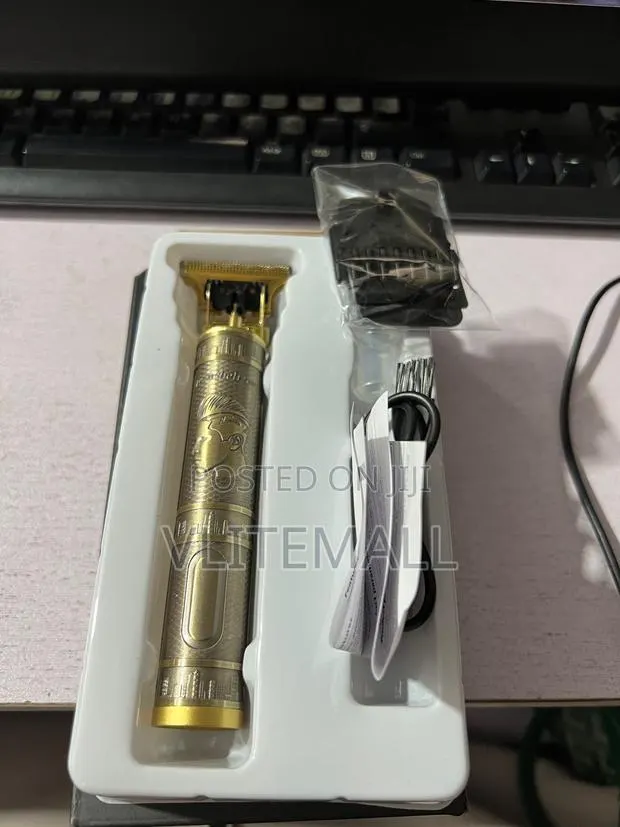 Hair Trimmer Professional T- Blade · Photo 1
