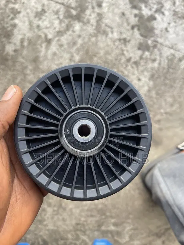 Belt Idler Pulleys/Belt Rollers · Photo 1