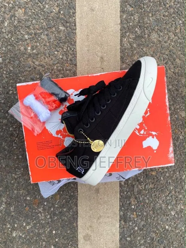 Original Nike Zoom Blazer Low Black/White · Photo 1