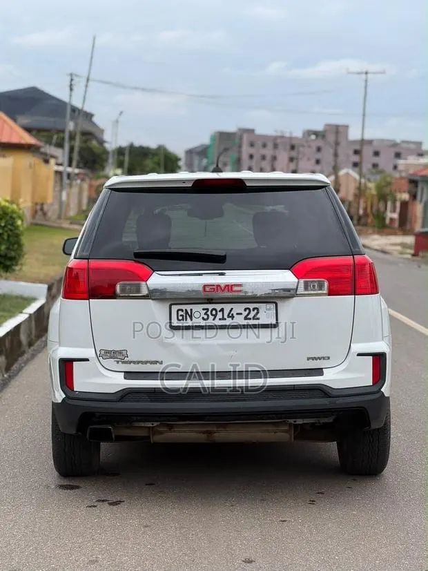 GMC Terrain 2016 White · Photo 1