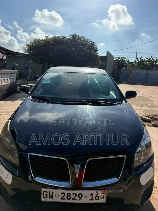 Pontiac Vibe 1.8L 2010 Black · Photo 1