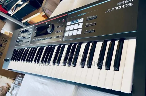 Roland Juno-Ds 61 61-Keys Portable Electronic Keyboard · Photo 1