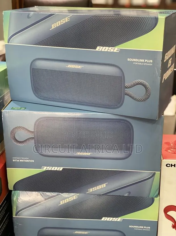 Bose Sound-Link Plus Portable Speaker · Photo 1