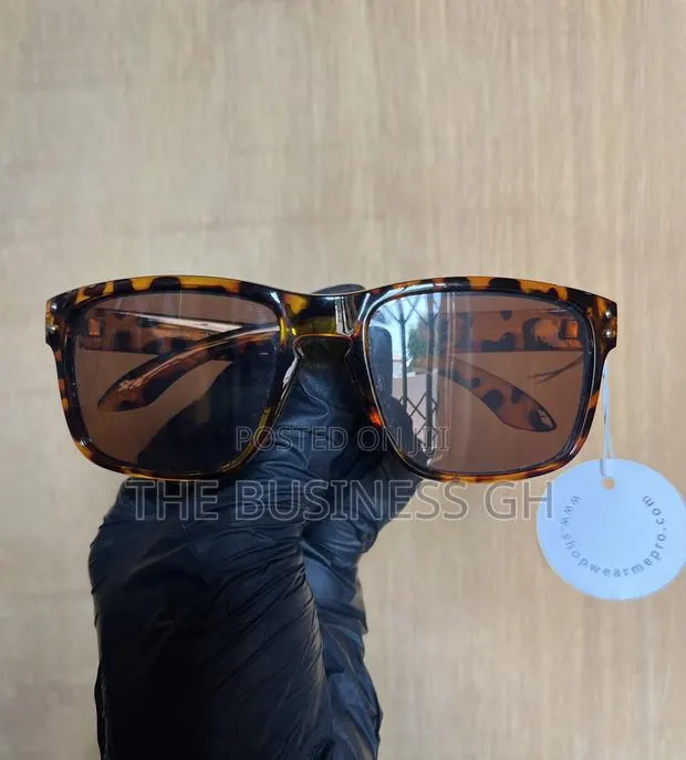 Brown Sunglasses · Photo 1