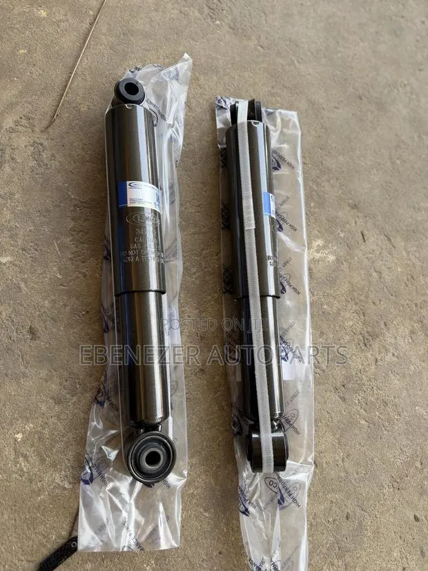 Nissan Navara Rear Back Shocks 2008 2009 2010 2011 2012 2013 2014 2015 · Photo 1