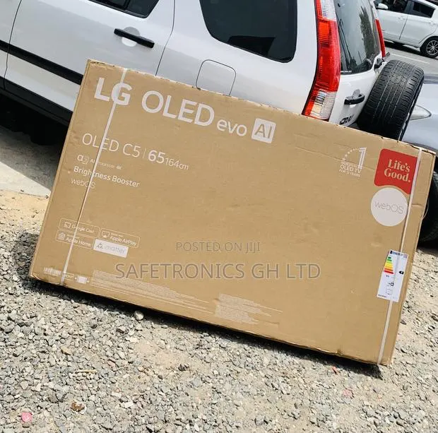 Newly Bulky LG 65-Inch Oled Cs (Oled65cs6la) · Photo 1